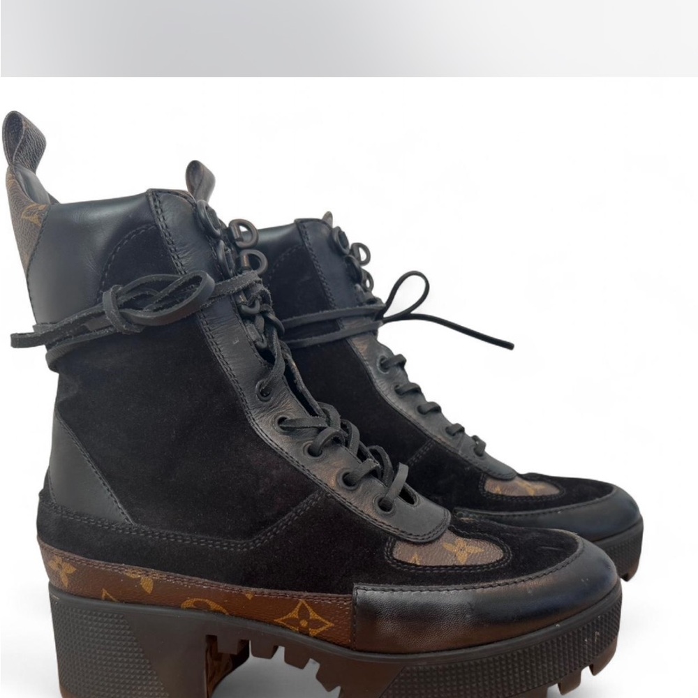 Louis Vuitton Laureate platform desert boots, black in sz EU 38 / US W 8